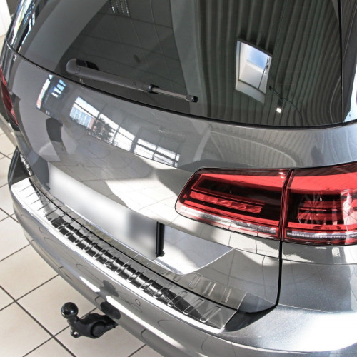Ornament protectie portbagaj crom VW Golf VII Plus 2012-2019